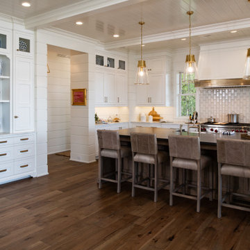 Lake House Getaway