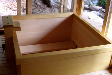 Wooden Soaking Tub with Inside Bench
