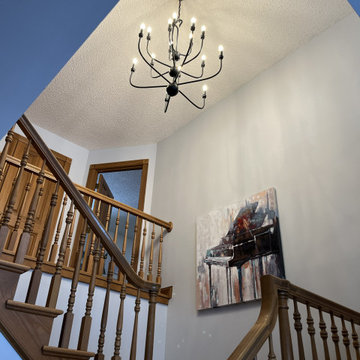 Where Traditional Meets Modern – Staircase Lighting Design