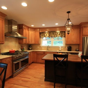 Verona NJ Transitional Kitchen Maple Stained and Glazed -Granite and Wood Tops