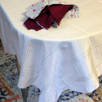Beautiful Holiday Tablecloths