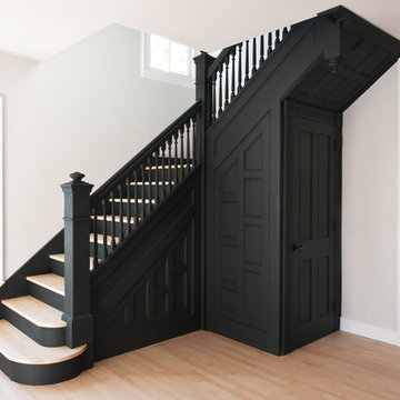 Montgomery Street – Modern Design inside Historic Shell