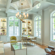 Chandeliers And Pendents