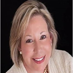 Jane@BHHS Bay Street Realty Group