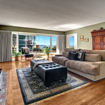 SOLD | Three Tree Point Cape Cod | 16067 Maplewild Ave SW | Seattle, WA