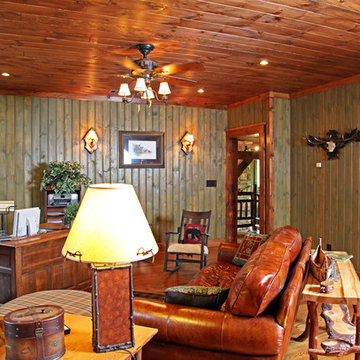 Lakefront Lodge by MossCreek