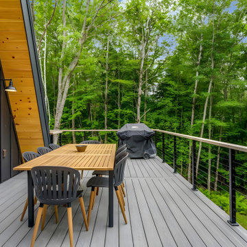 Embracing Inspiration: The Perfect Pairing of Cable Railings and Wooden Handrail