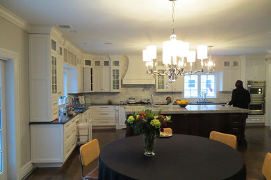 Example of a classic home design design in New York