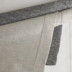ANICHINI Rhombo Table Linens - Tablecloths