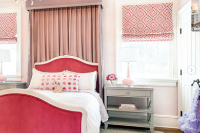 Inspiration for a transitional home design remodel in New York