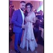 Var R's photo