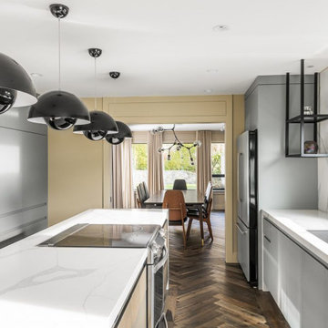 Moss Street Residence