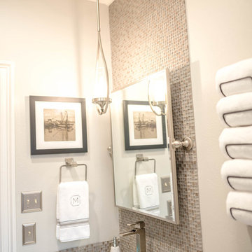 Shreveport Springlake Modern Bathroom