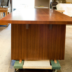Figure 8 Tables - Dining Tables