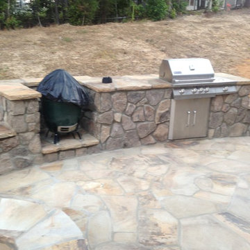 Outdoor Kitchens and Grill Areas