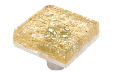 Pearl Square Knob