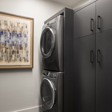 Harbor View Lounge Laundry