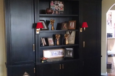 Living room - traditional living room idea in DC Metro
