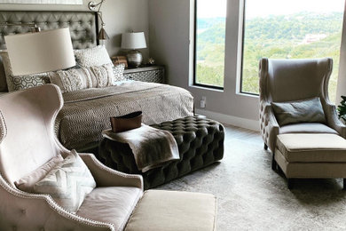 Bedroom - transitional bedroom idea in Austin