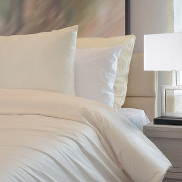 Haven 21" Table Lamp, Brushed Nickel Finish, Black Base, White Shade, In-Line On