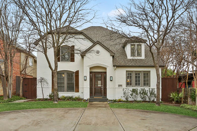 Transitional exterior home idea in Dallas