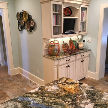 Lincoln Ave. Kitchen