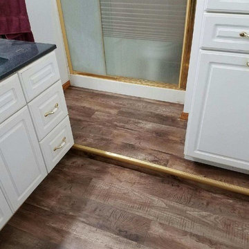 Vinyl Flooring Extravaganza