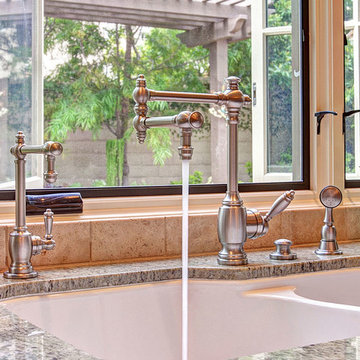Laguna's Fancy Faucets