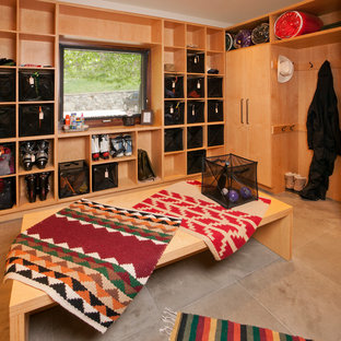 デンバーのサンタフェスタイルのおしゃれなホームジムの写真