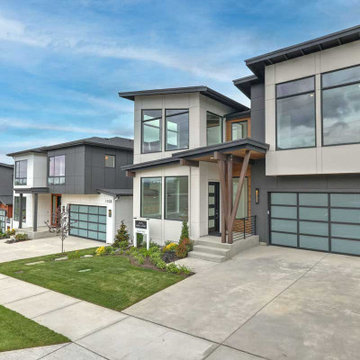 Contemporary with Lake View I | Front View