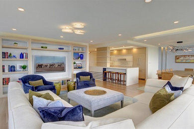 Family room photo in Cleveland