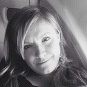 Megan Rowe's photo