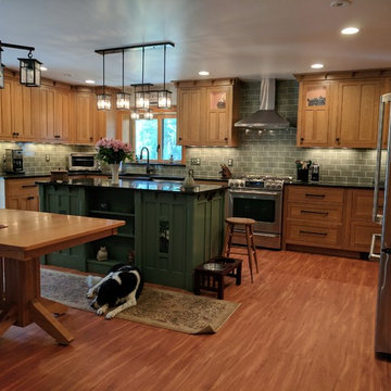 Two-Toned Kitchen | Frenchtown, NJ