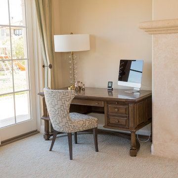 Computer Desk in Master