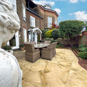 Italian courtyard with a York stone patio