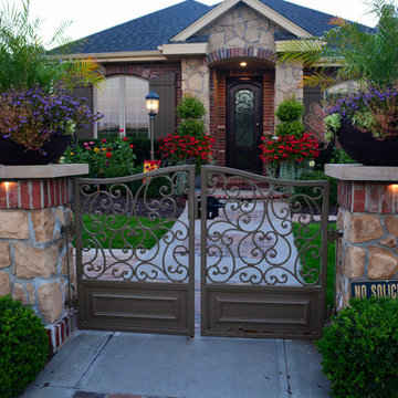 Corner lot Courtyard
