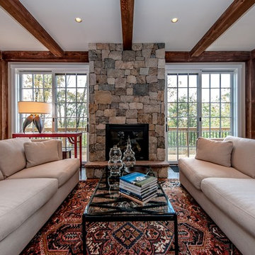 The Grantham Lakehouse