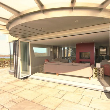 Living room to patio, avoiding the direct sea breeze