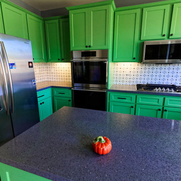Kitchen cabinets refinish - Green finish