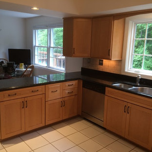 Bryn Mawr Warm Maple Shaker Kitchen