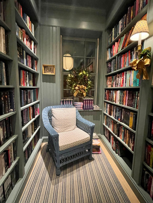 Visited the prettiest bookstore in Boston!