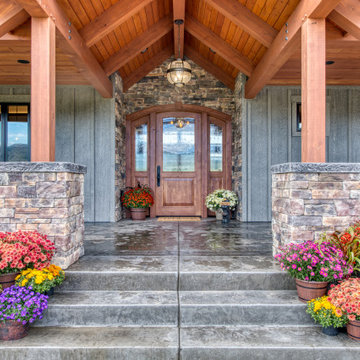 Lone Pine Lodge