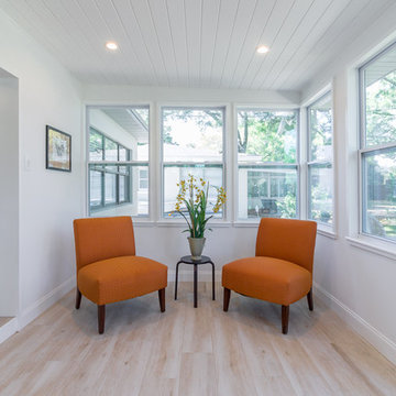 Mid Century Lake House Albert Lee