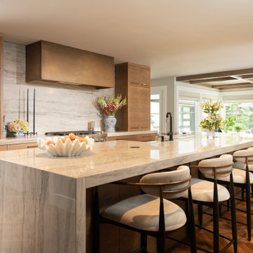 Art-filled Ranch on Natural Bridge