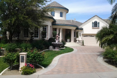 Inspiration for an exterior home remodel in Orange County