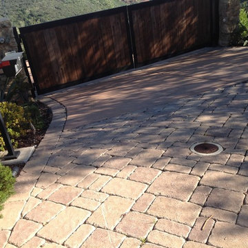 Cielo Estates / driveway pavers , low voltage lighting