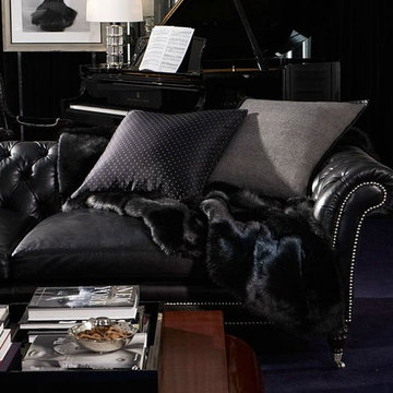 Traditional Living Room