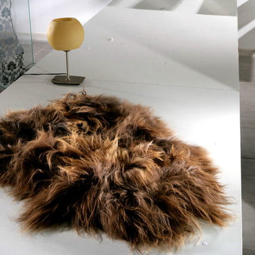 ICELANDIC SHEEPSKIN-LONG HAIR-SINGLE- FOX