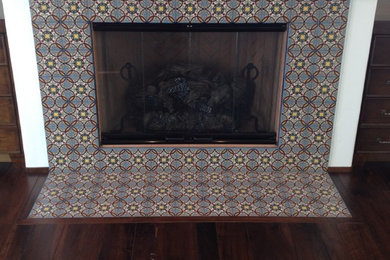 Example of a tuscan living room design in Los Angeles