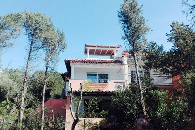 Cette image montre une maison méditerranéenne.
